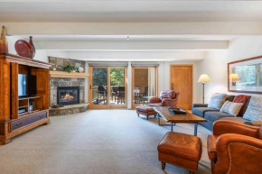 Lodge at Lionshead 204